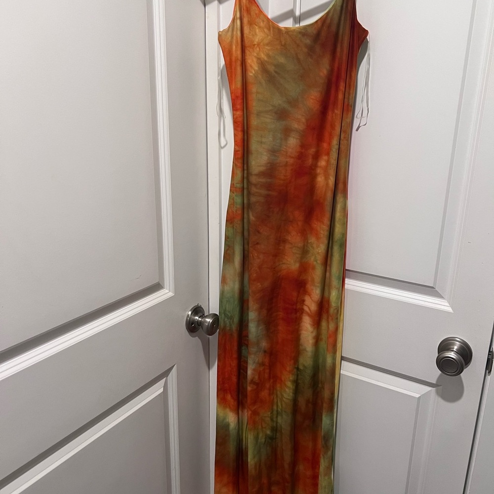 Tie-Dye Maxi Dress